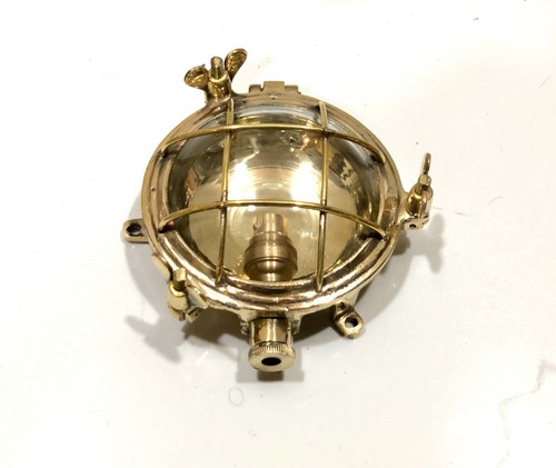 Autentica piccola lampada