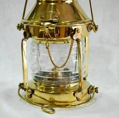 Antica lampada ottone nave