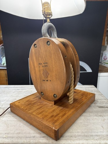 Lampada nave puleggia blocco - , e