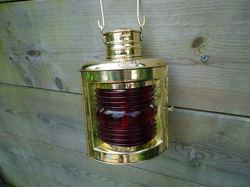 Lampada olio lato porto ottone