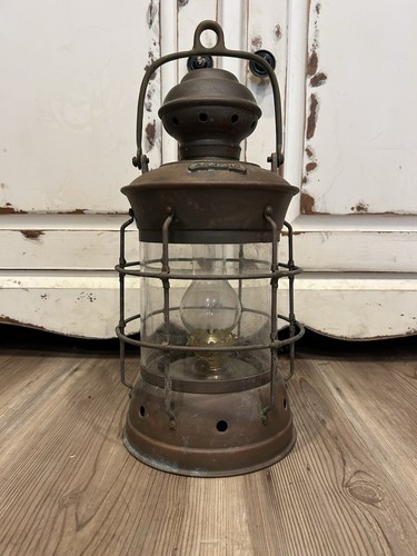 Lampada lanterna vintage nave